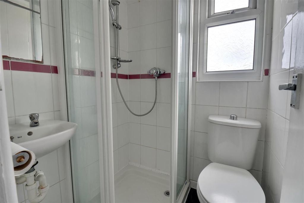 Additional image 12 of 5 bed semi-detached house for saleBaffins Road, Portsmouth PO3