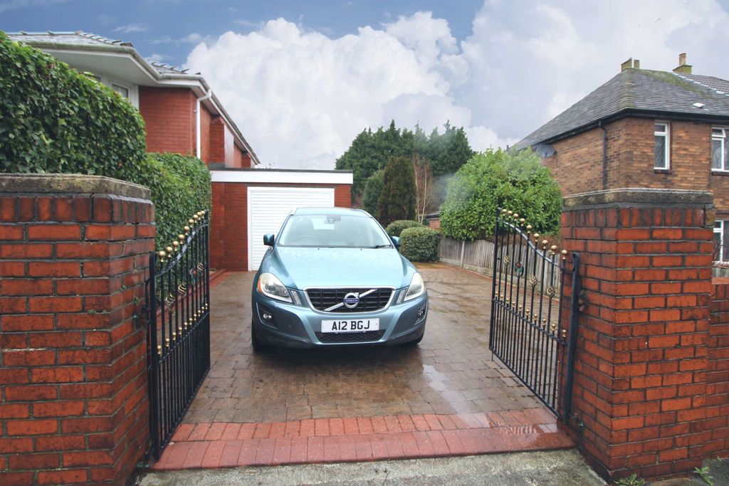 Additional image 3 of 2 bed bungalow for saleNorley Hall Avenue, Pemberton, Wigan WN5