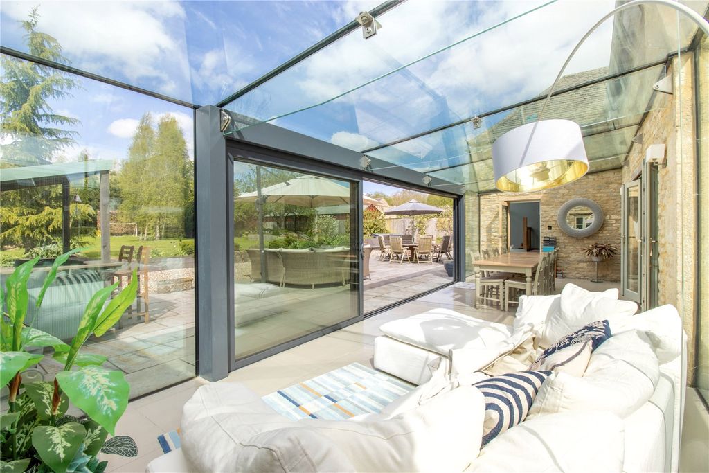 Additional image 3 of 6 bed detached house for saleMain Road, Curbridge, Witney, Oxfordshire OX29