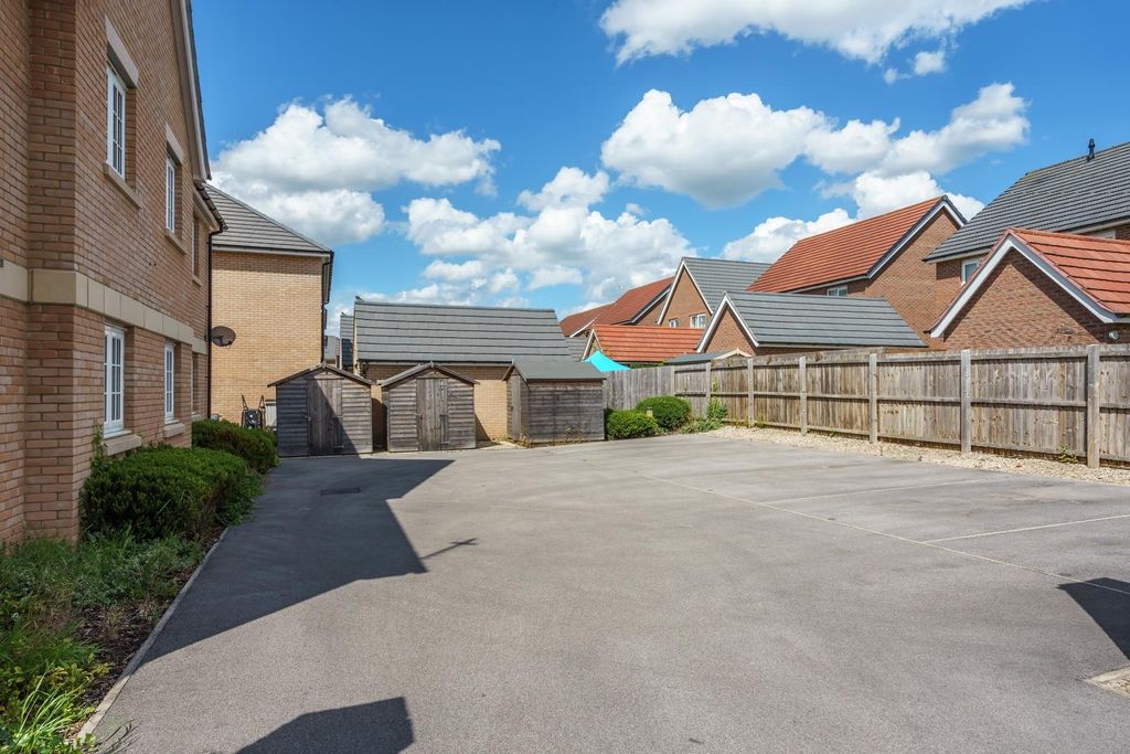 Additional image 4 of 2 bed flat for saleMiller Road, Water Lane, York YO30