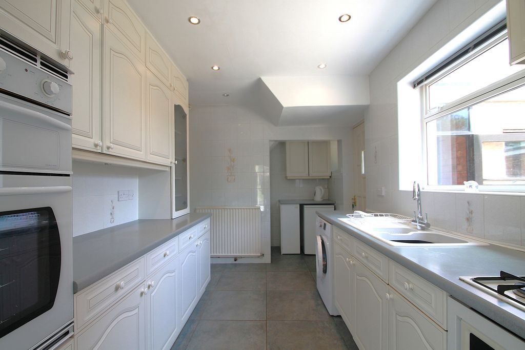 Additional image 9 of 3 bed detached house for saleSalcombe Drive, Glenfield, Leicester, Leicestershire LE3