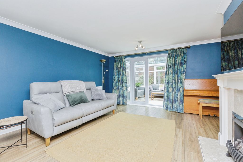 Additional image 5 of 3 bed detached house for saleRichmond Close, Leicester LE9