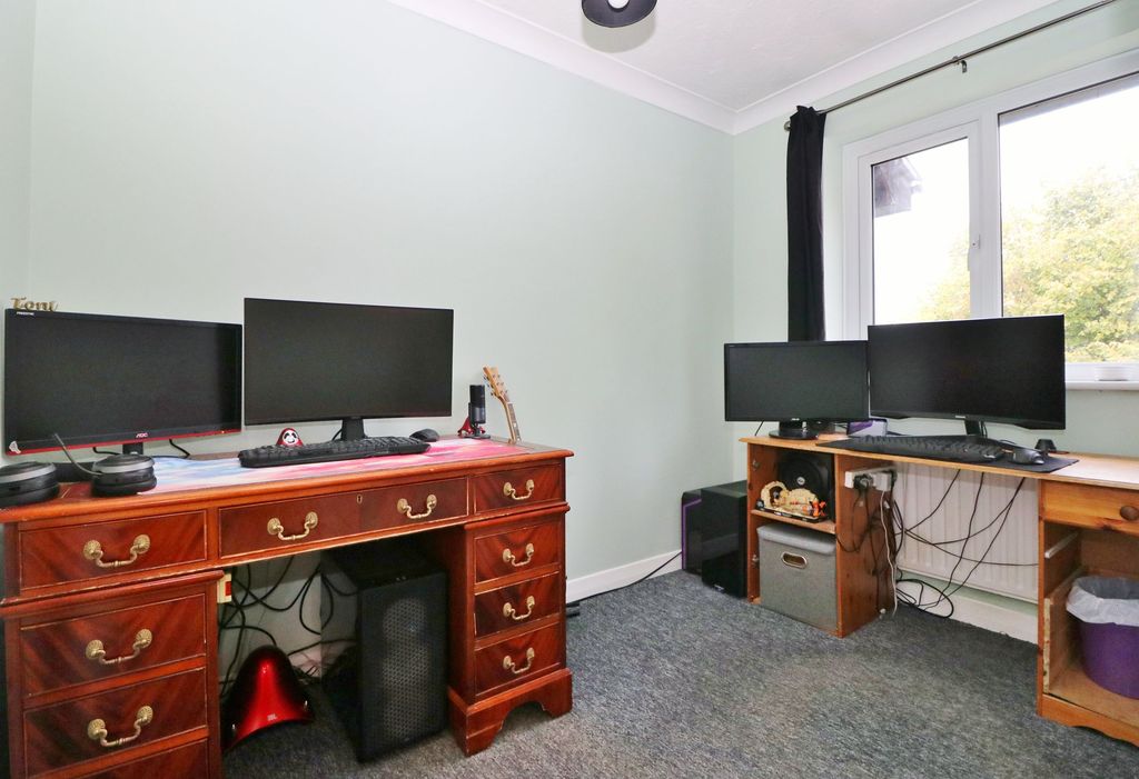 Additional image 9 of 2 bed terraced house for saleGoodlands Vale, Hedge End SO30