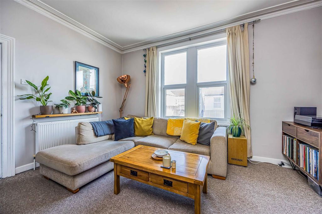 Additional image 12 of 1 bed flat for saleOrchard Road, Southsea PO4