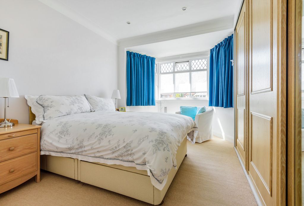 Additional image 11 of 3 bed semi-detached house for saleForest Side, Worcester Park KT4