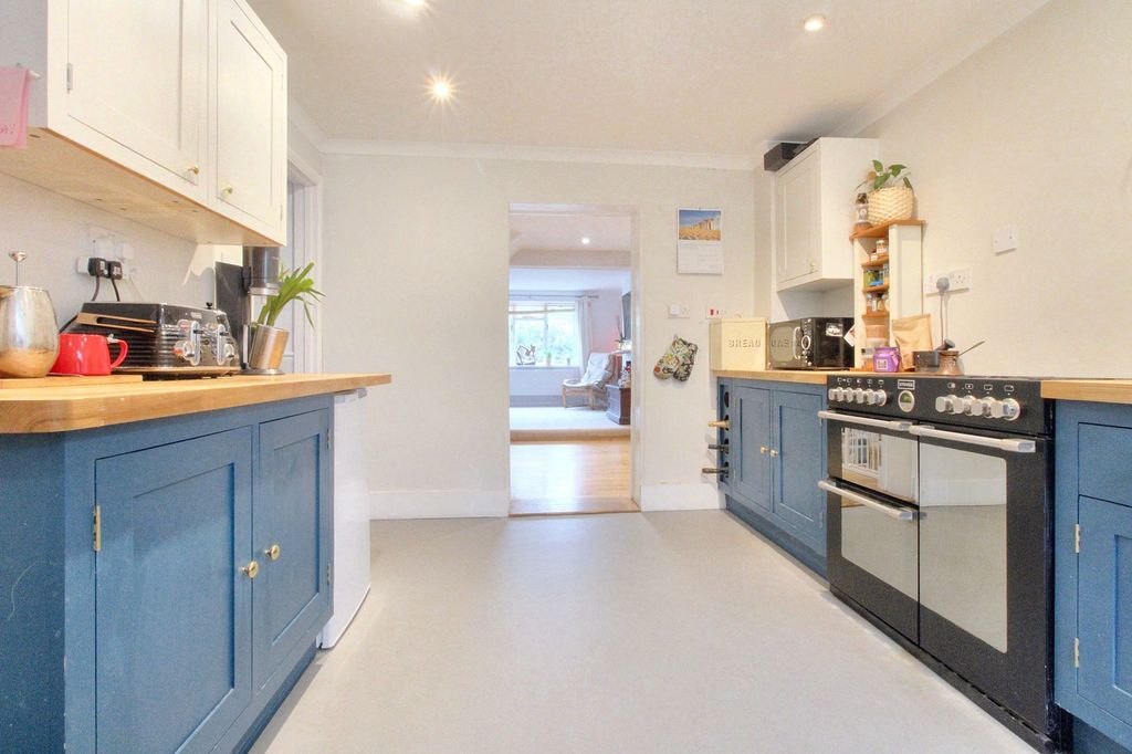Additional image 4 of 3 bed semi-detached house for saleCalifornia, Woodbridge IP12