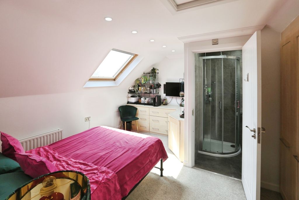 Additional image 15 of 4 bed end terrace house for saleAlexandra Road, Southampton, Hampshire SO15