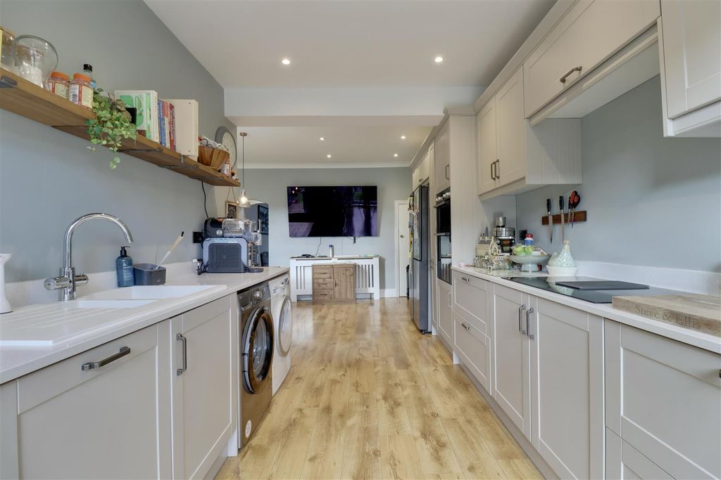 Additional image 6 of 3 bed terraced house for saleFolkestone Road, Baffins, Portsmouth PO3