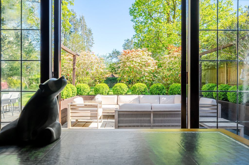 Additional image 25 of 5 bed detached house for saleRoundabout Lane, Winnersh, Wokingham RG41