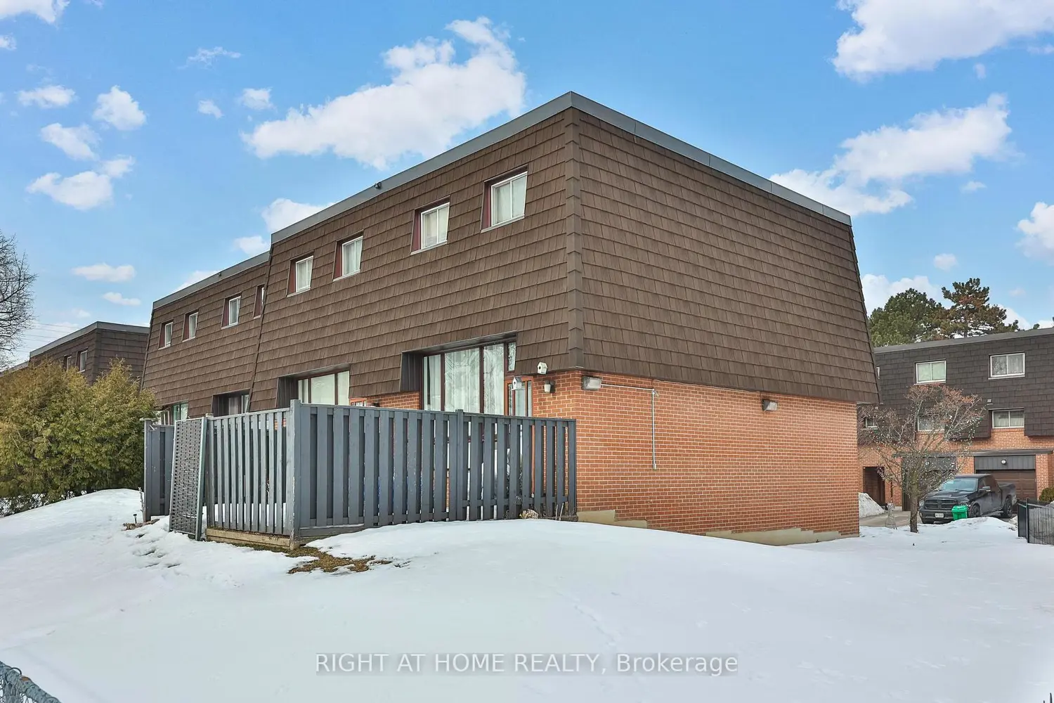 Additional image 17 of 100 Darras Court 74