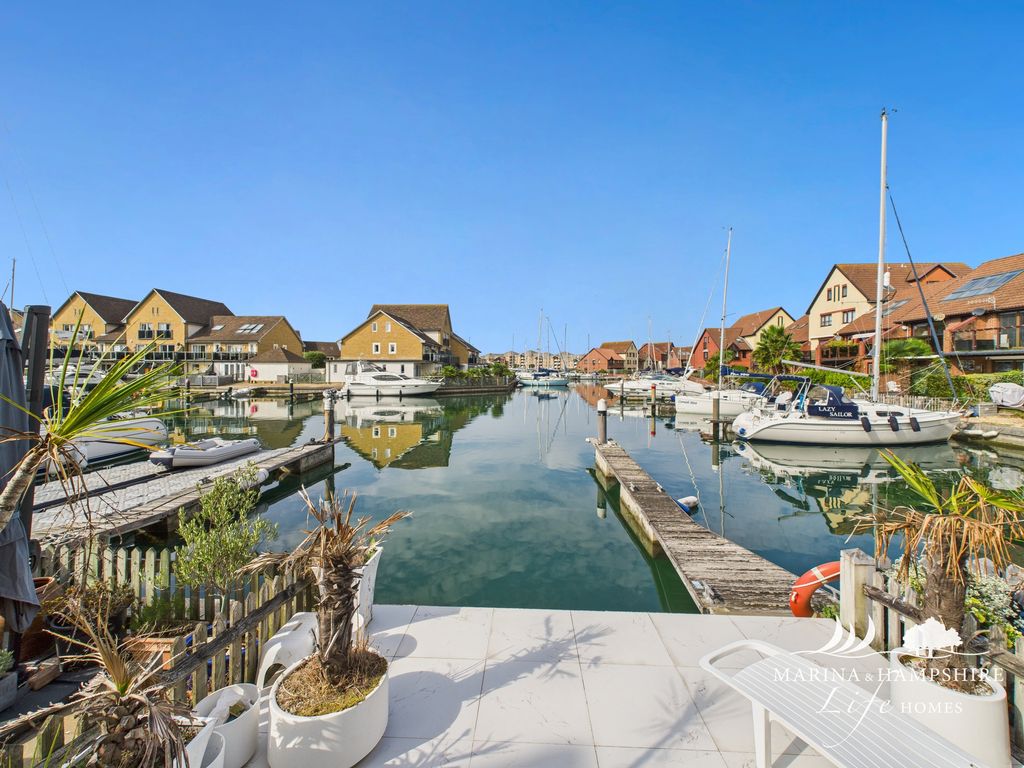Additional image 19 of 3 bed town house for saleCadgwith Place, Port Solent, Portsmouth PO6