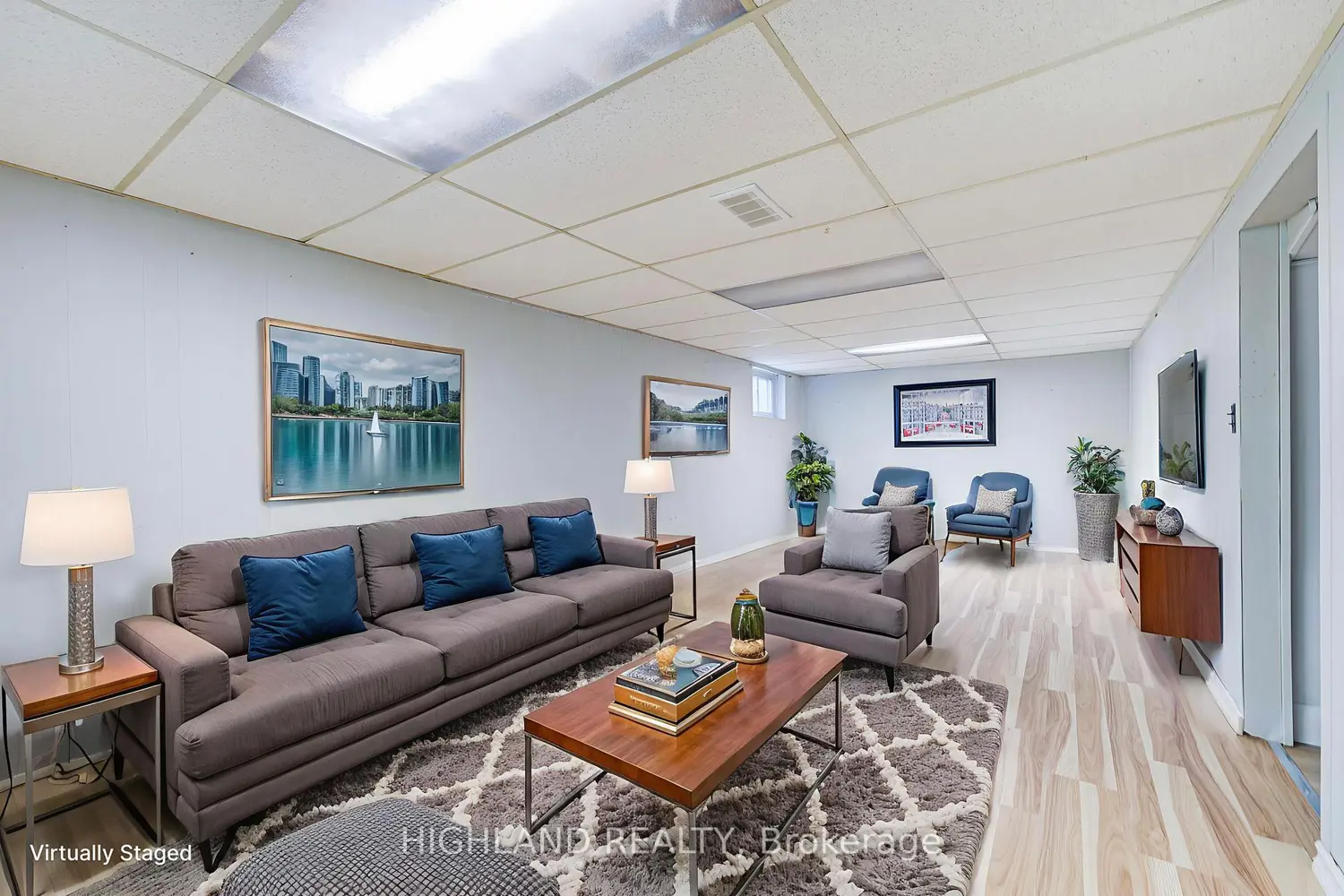 Additional image 18 of 38 Esmond Crescent
