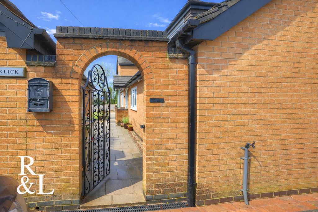 Additional image 36 of 4 bed detached house for saleYork Close, Measham, Swadlincote DE12