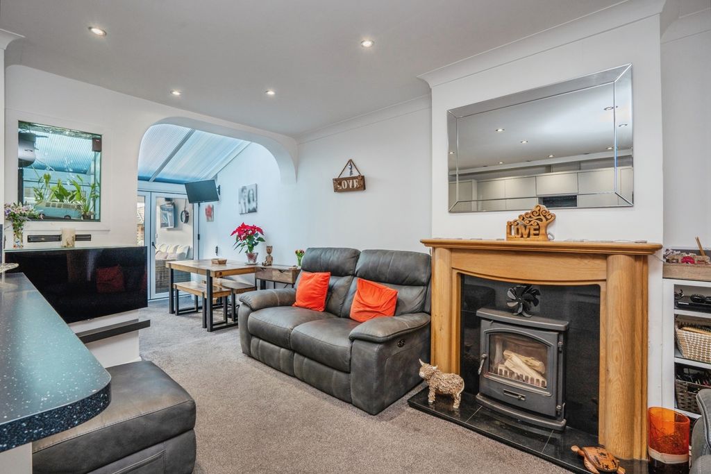 Additional image 3 of 4 bed terraced house for saleMeon Road, Southsea, Hampshire PO4