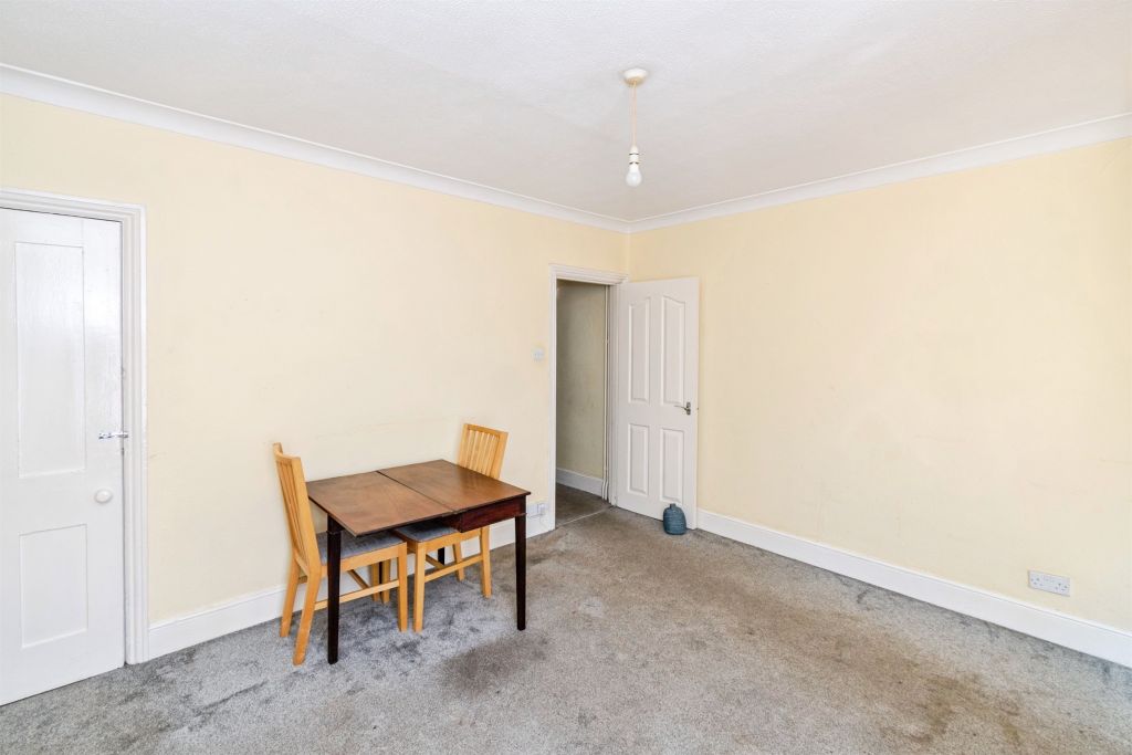 Additional image 8 of 2 bed end terrace house for saleWoodside Road, Southampton SO17
