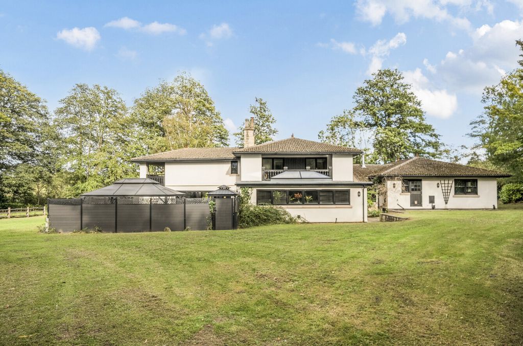 Additional image 26 of 6 bed detached house for saleJubilee Road, Finchampstead, Wokingham RG40