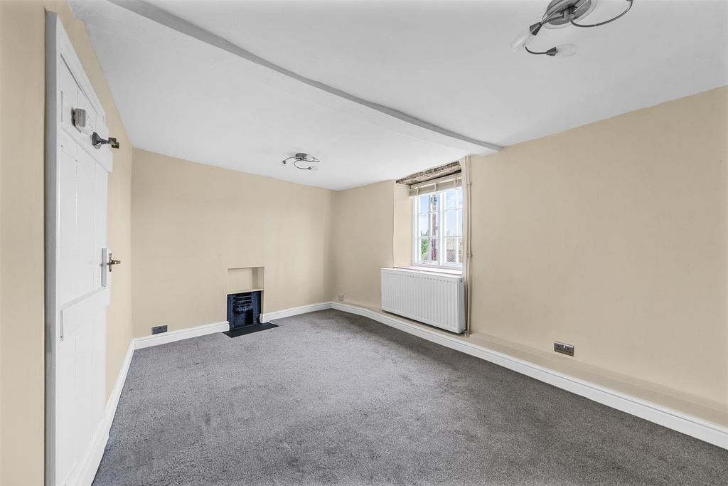 Additional image 5 of 2 bed cottage for saleOxford Street, Woodstock OX20