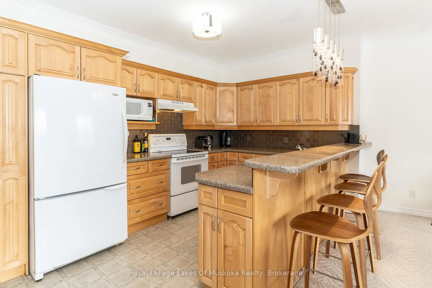 Additional image 9 of 24 Ontario Street 403