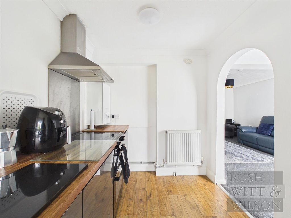 Additional image 10 of 2 bed flat for saleCoghurst Road, Hastings TN35
