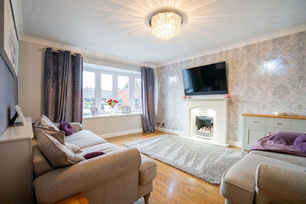Additional image 5 of 4 bed detached house for saleClarence Avenue, Farnworth, Widnes WA8