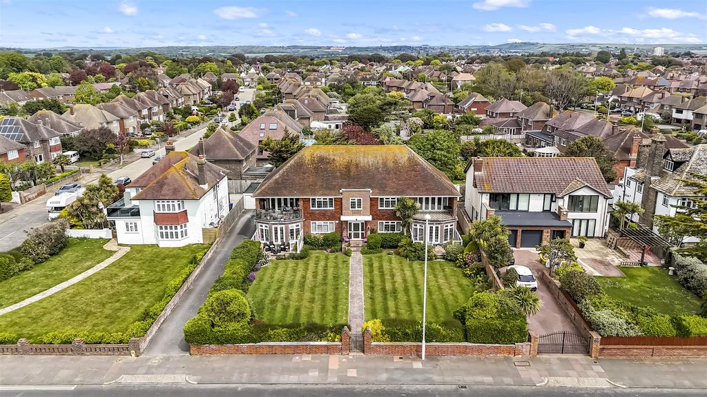 Additional image 6 of 2 bed flat for saleMarine Drive, Goring, Worthing BN12