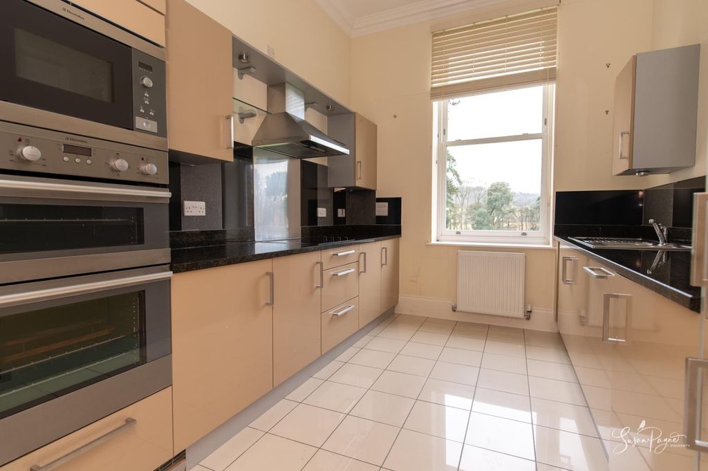 Additional image 16 of 2 bed flat for saleWhitecroft Park, Newport PO30