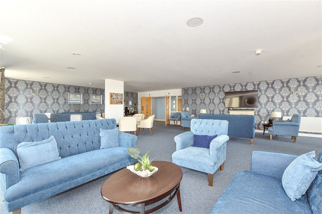 Additional image 11 of 2 bed flat for saleSouth Parade, Southsea, Hampshire PO4