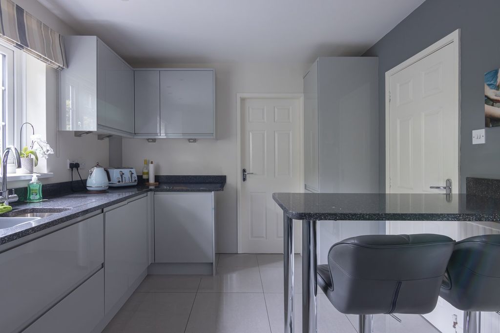 Additional image 9 of 4 bed detached house for saleWakes Close, Dunton Bassett, Lutterworth LE17