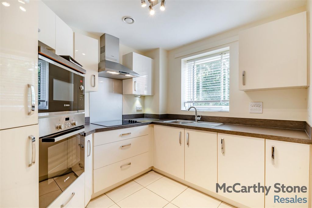 Additional image 8 of 1 bed flat for saleThorneycroft, Wood Road, Wolverhampton WV6