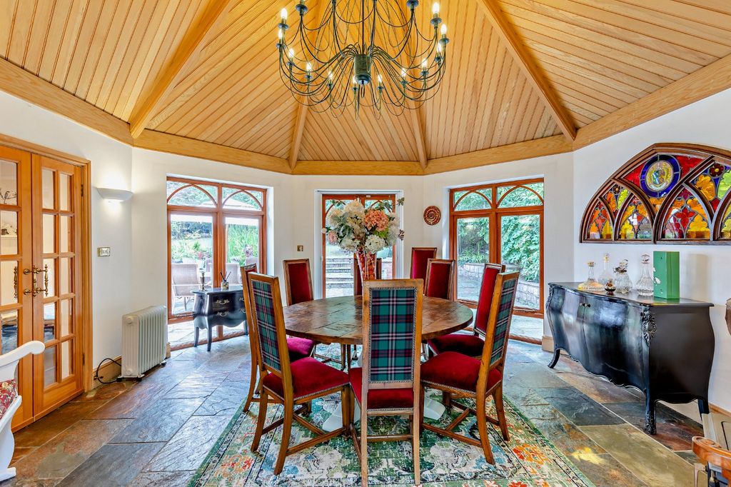 Additional image 6 of 6 bed detached house for saleSt. Leonards Hill, Windsor, Berkshire SL4
