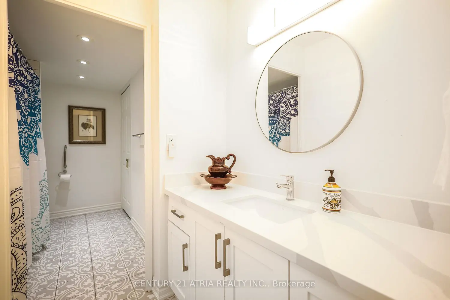 Additional image 9 of 2010 Islington Avenue 603