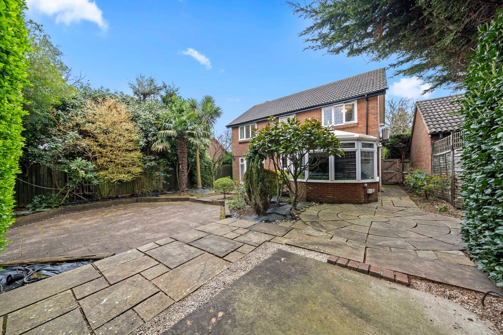 Additional image 22 of 4 bed detached house for saleCleveland Gardens, Worcester Park KT4
