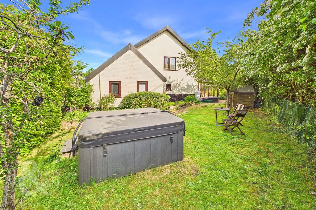 Additional image 29 of 5 bed detached house for saleRightup Lane, Wymondham NR18