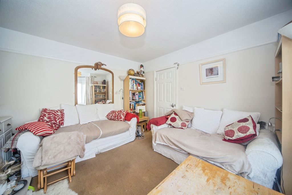 Additional image 3 of 3 bed end terrace house for saleTreeside Road, Southampton SO15