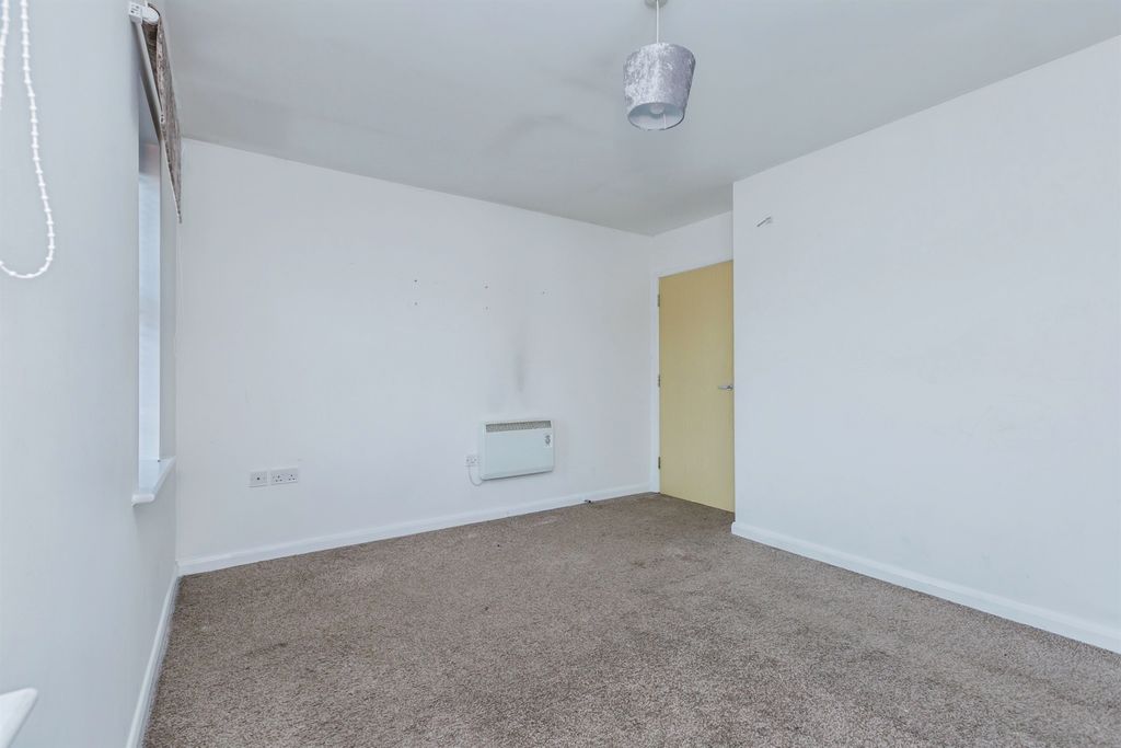 Additional image 11 of 2 bed flat for saleLoughland Close, Blaby, Leicester LE8