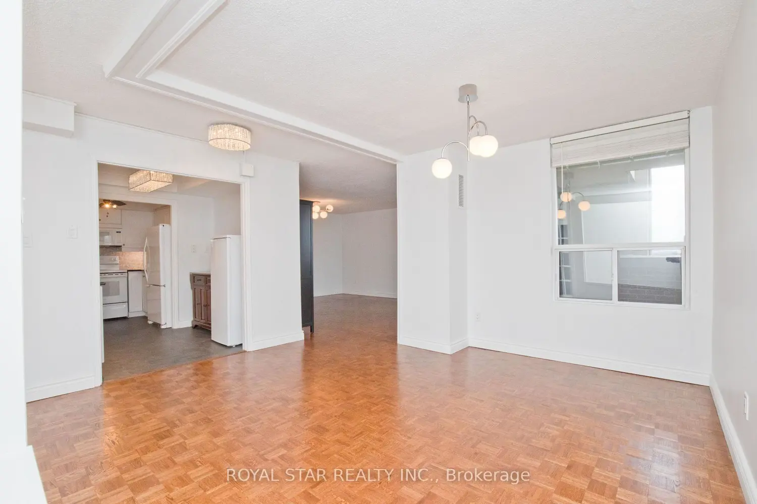 Additional image 3 of 1535 Lakeshore Road 1607