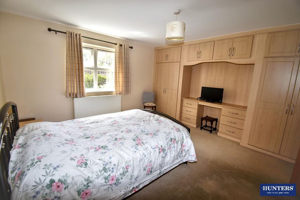 Additional image 5 of 1 bed flat for saleCross Street, Wigston LE18