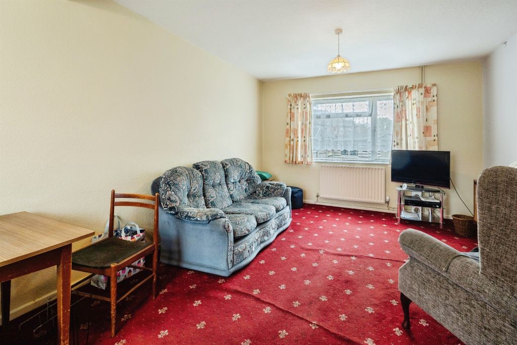 Additional image 3 of 4 bed semi-detached house for saleHermitage Road, Loughborough LE11
