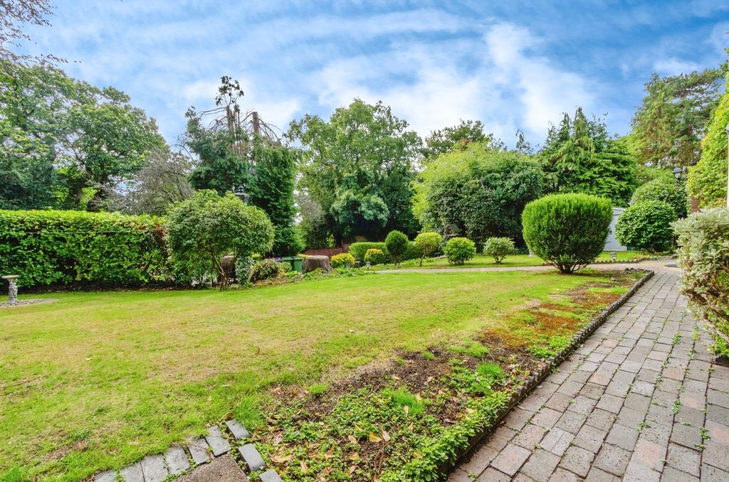 Additional image 12 of 3 bed cottage for saleChurch Road, Tettenhall Wood, Wolverhampton WV6