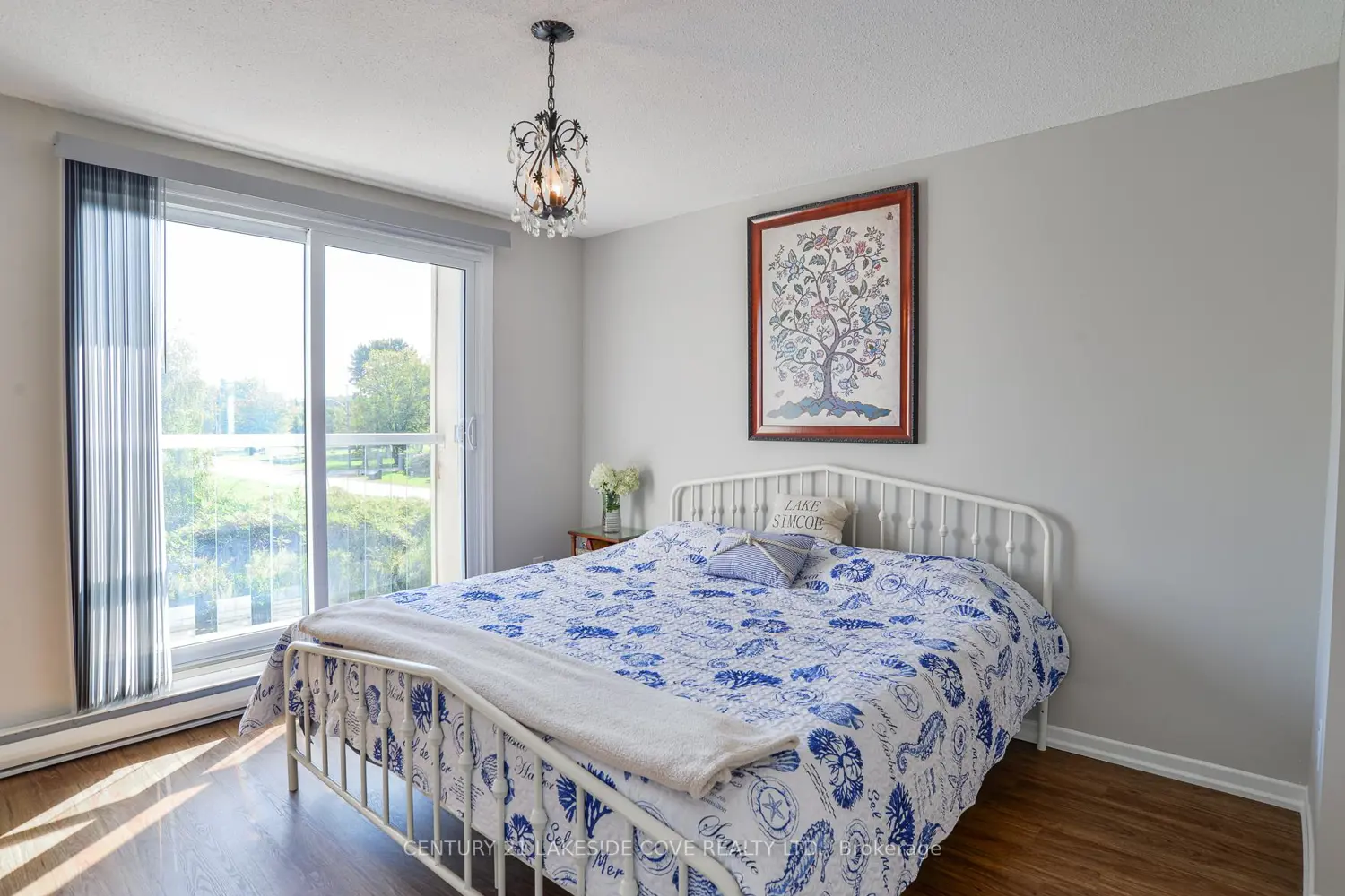 Additional image 7 of 4 Paradise Boulevard Unit 6