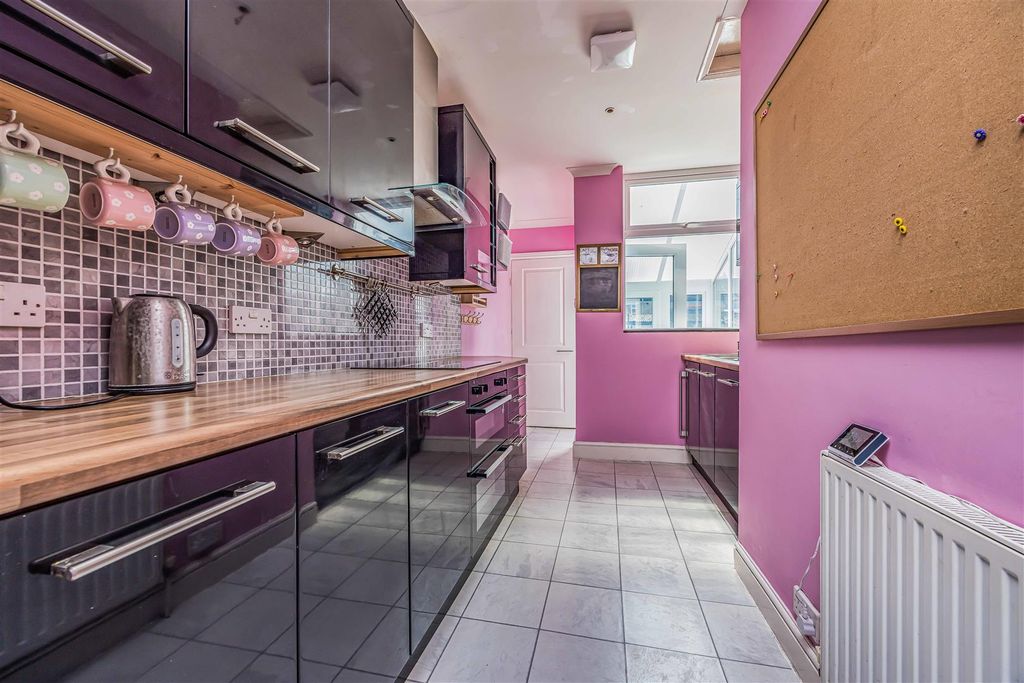 Additional image 11 of 4 bed terraced house for saleCedar Grove, Portsmouth PO3