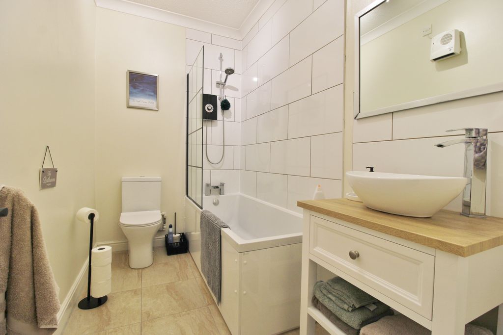 Additional image 14 of 1 bed flat for saleLombard Street, Portsmouth PO1