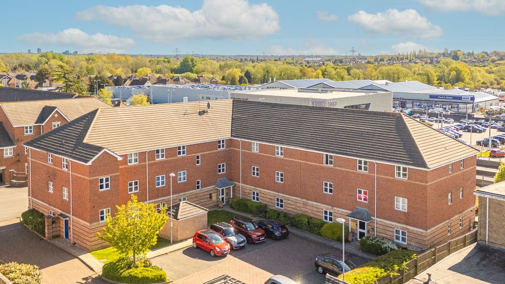 2 bed flat for saleFosse Close, Leicester, Leicestershire LE3