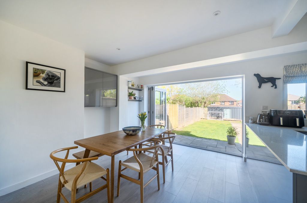 Additional image 9 of 3 bed semi-detached house for saleMerton Road, Highfield, Southampton, Hampshire SO17