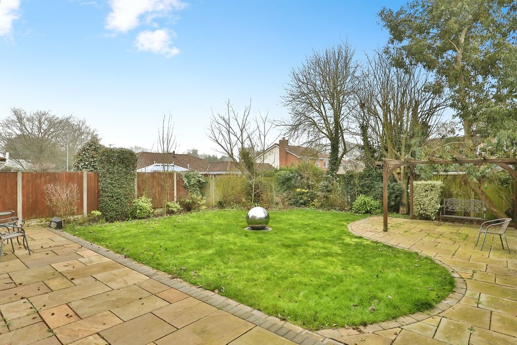 Additional image 15 of 4 bed detached house for saleBarnham Broom Road, Wymondham NR18