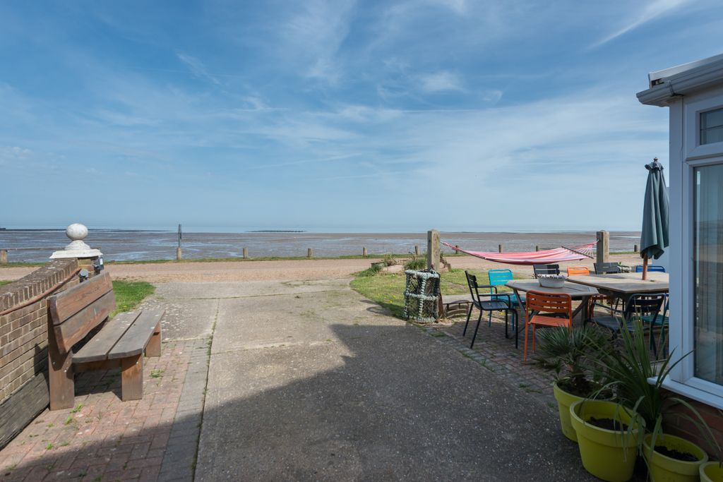Additional image 2 of 5 bed detached house for salePreston Parade, Seasalter, Whitstable CT5