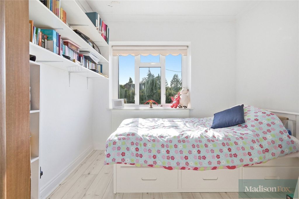 Additional image 15 of 4 bed detached house for saleKendal Close, Woodford Green IG8