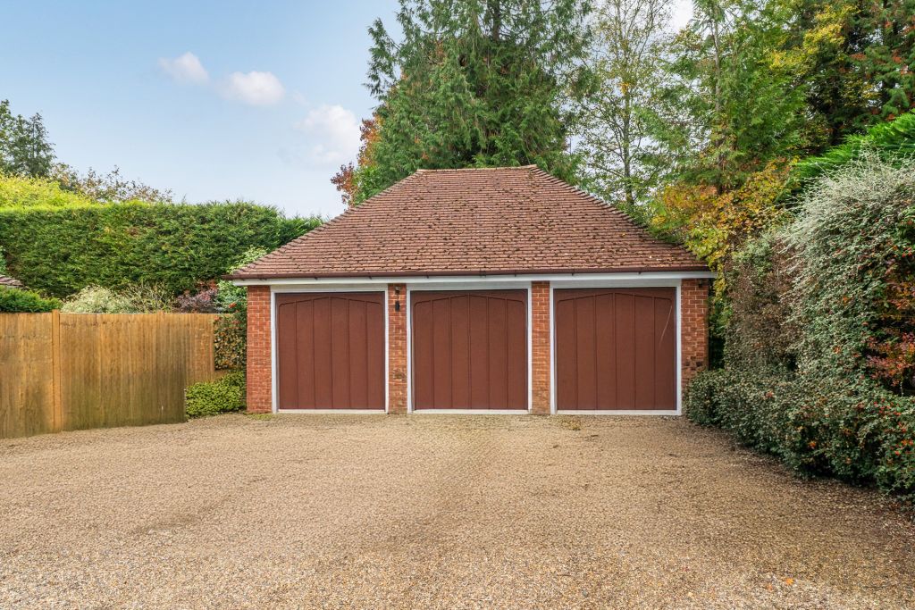 Additional image 23 of 5 bed detached house for saleHale End, Hook Heath, Woking GU22