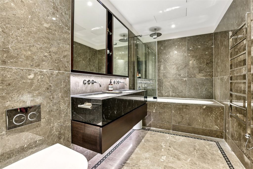 Additional image 5 of 2 bed flat for saleRichmond Hill, Richmond TW10