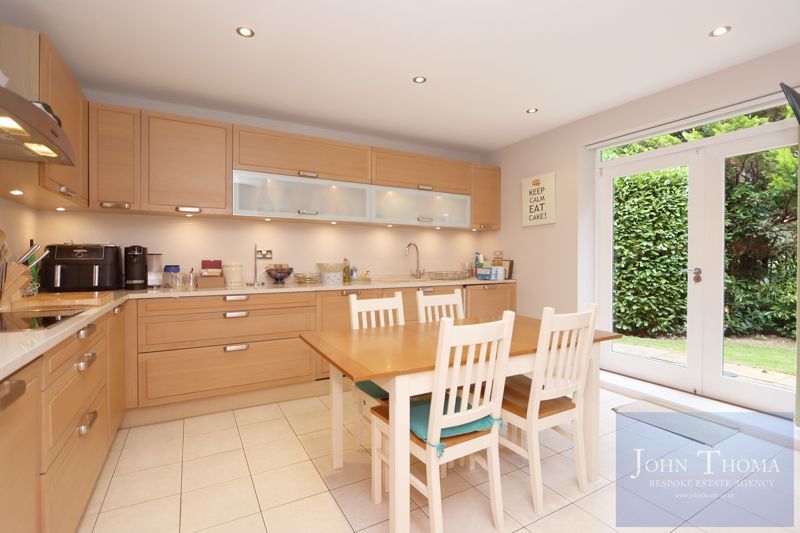 Additional image 6 of 2 bed flat for saleRepton Park, Regents Drive, Woodford Green IG8